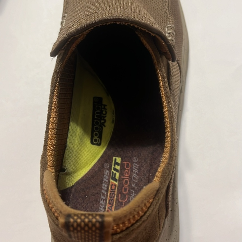 Sketchers men’s 11 slip on light weight shoes brown & tan shoes - Picture 8 of 16